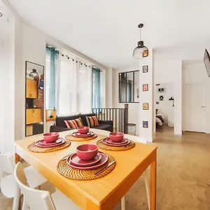 Appartamento Large Flat Very Close To Montmartre, Parigi